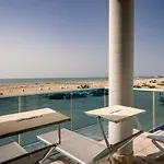 Panoramic 4*