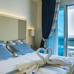 Panoramic 4*