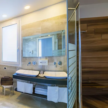 Panoramic Ξενοδοχείο 4*