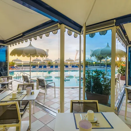 Panoramic Hotel 4*