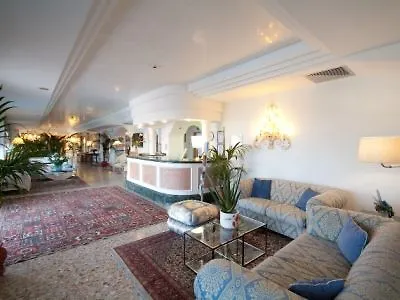 Panoramic Hotell