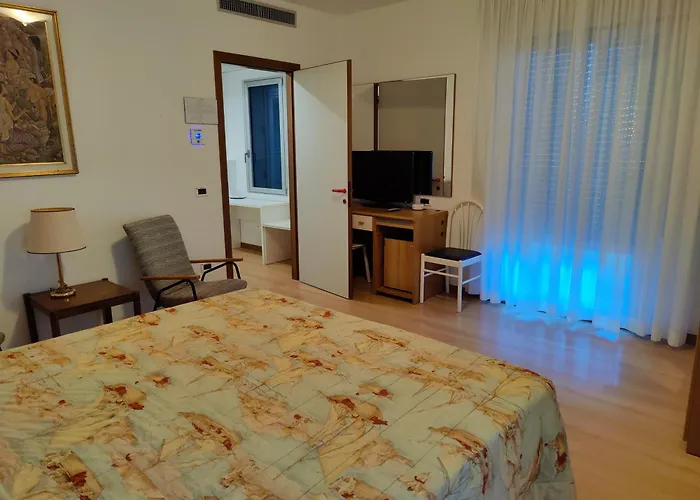 Ξενοδοχείο Panoramic 4*